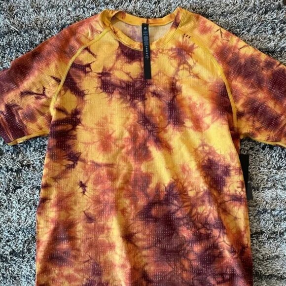 Lululemon Metal Vent Tech Short Sleeve Shirt 2.0 Yellow/Red Dye - Picture 6 of 6